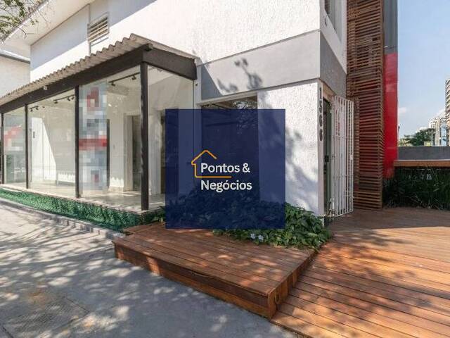 Locação em Indianópolis - São Paulo