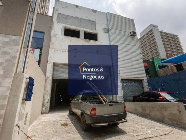 Locação em Indianópolis - São Paulo