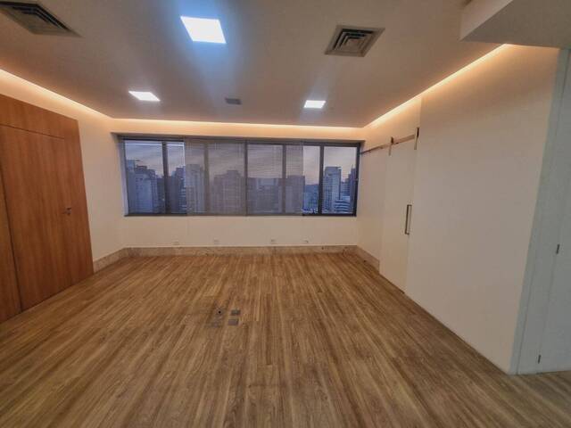 Conjunto Comercial para Locação em São Paulo - 5