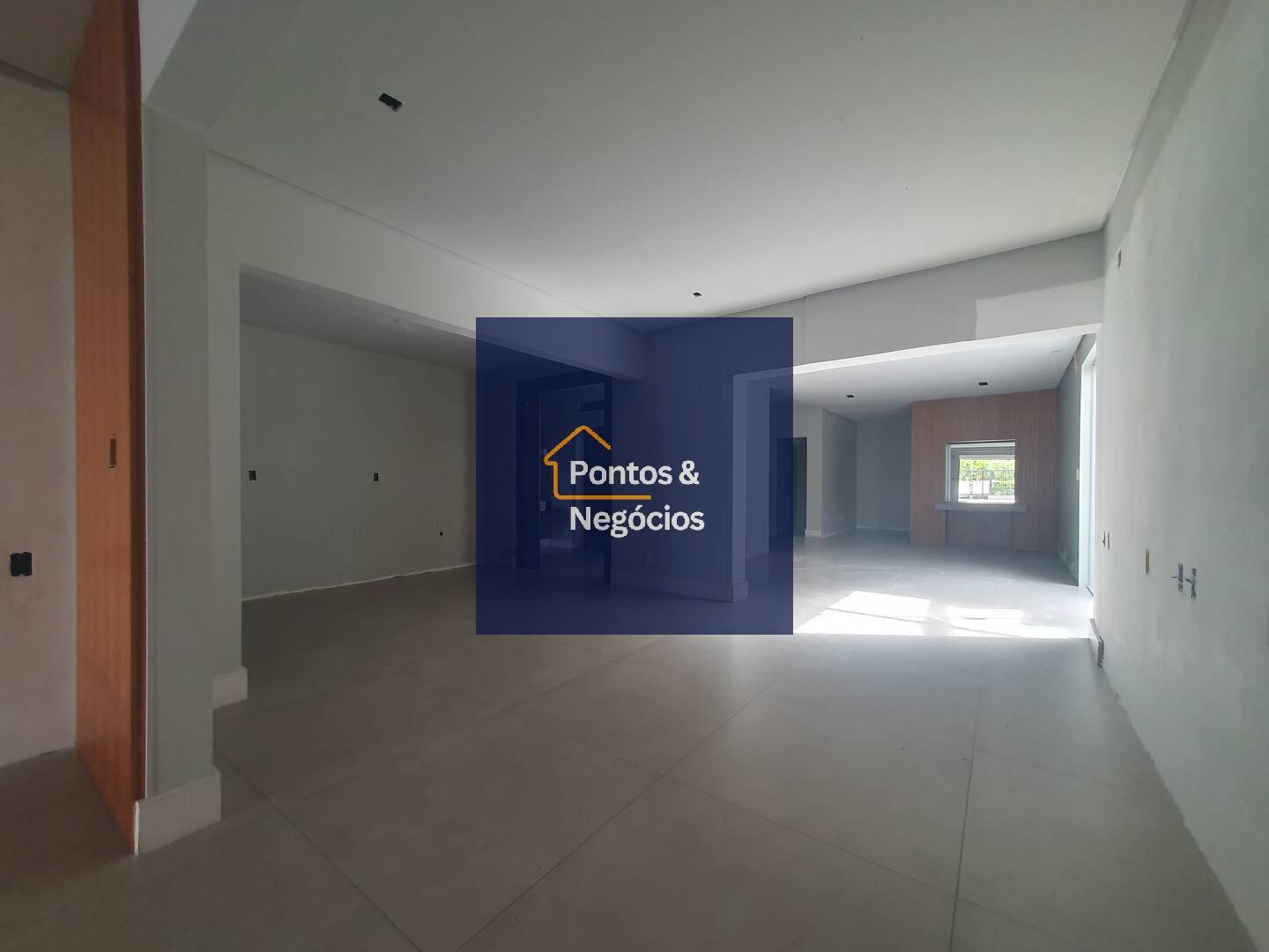 Sala-Conjunto, 230 m² - Foto 1