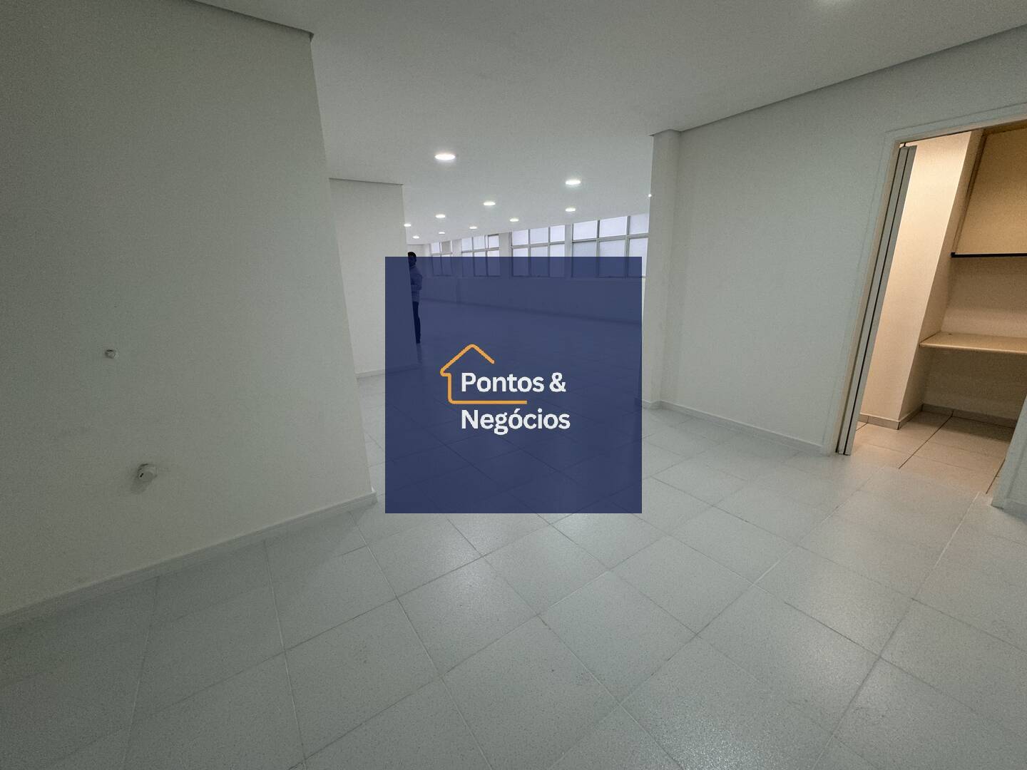 Sala-Conjunto, 195 m² - Foto 2