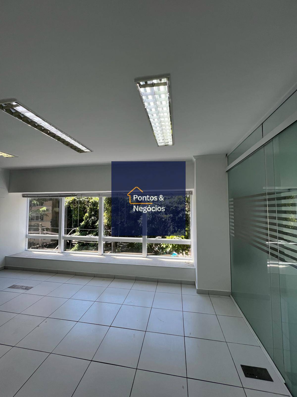 Sala-Conjunto, 150 m² - Foto 1