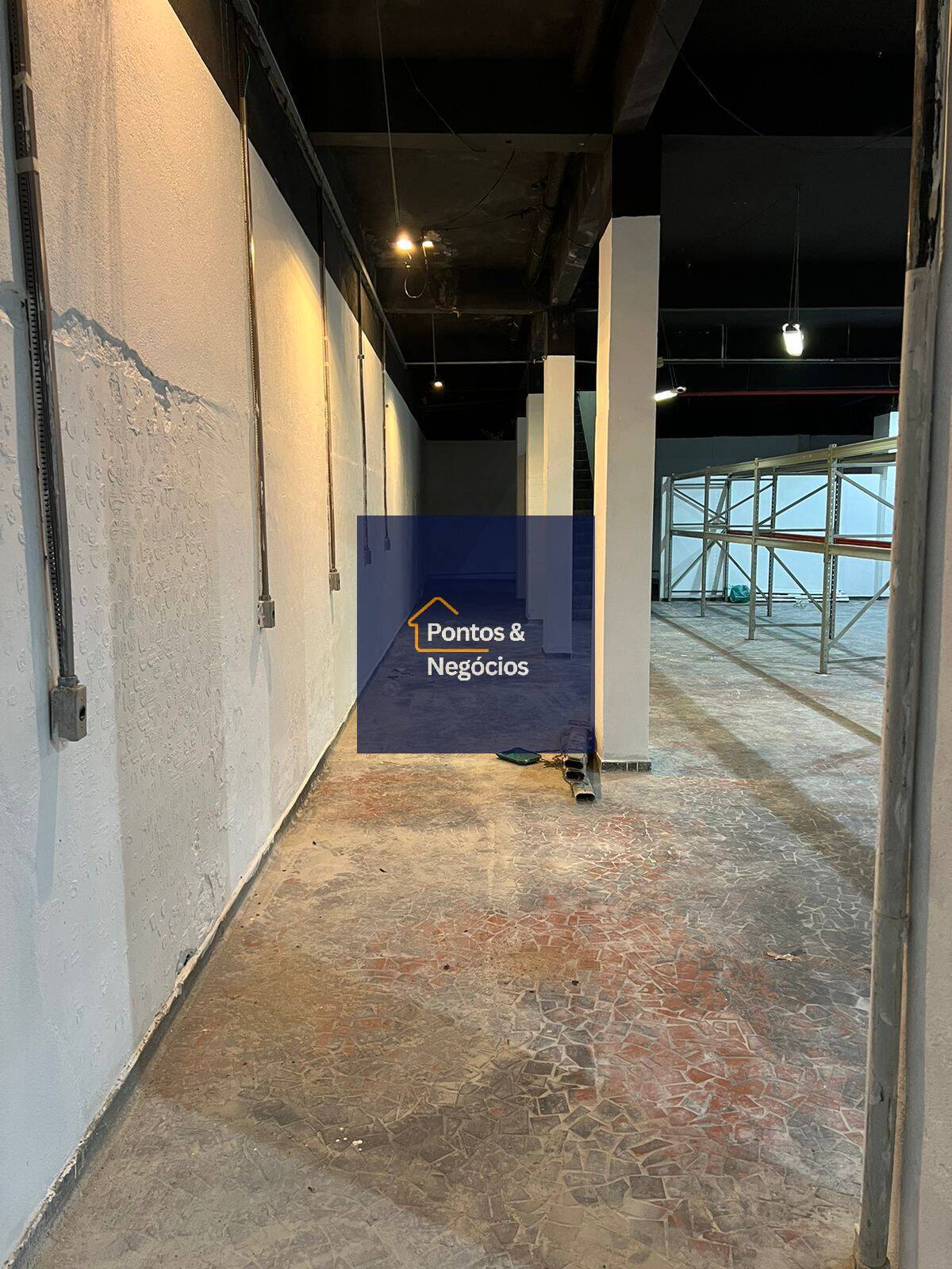 Sala-Conjunto, 605 m² - Foto 2