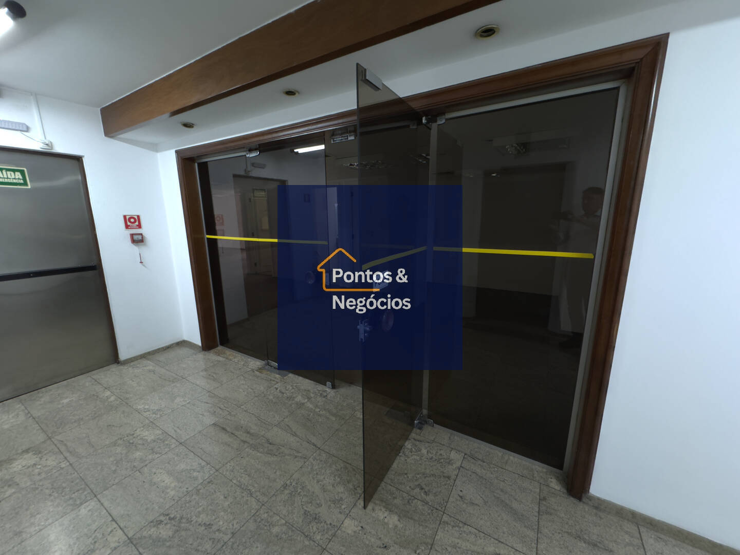 Sala-Conjunto, 256 m² - Foto 1