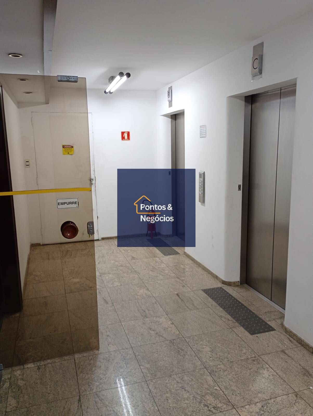 Sala-Conjunto, 270 m² - Foto 32