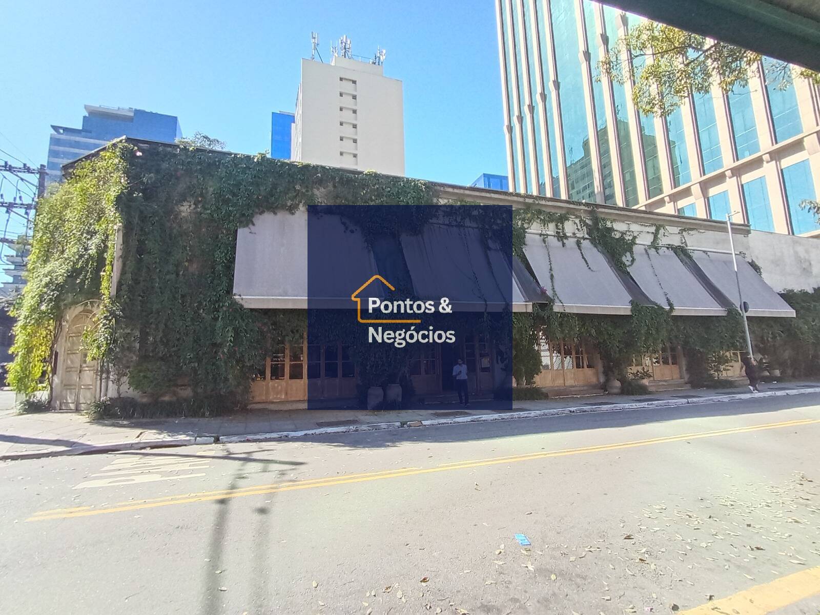 Loja-Salão, 320 m² - Foto 1