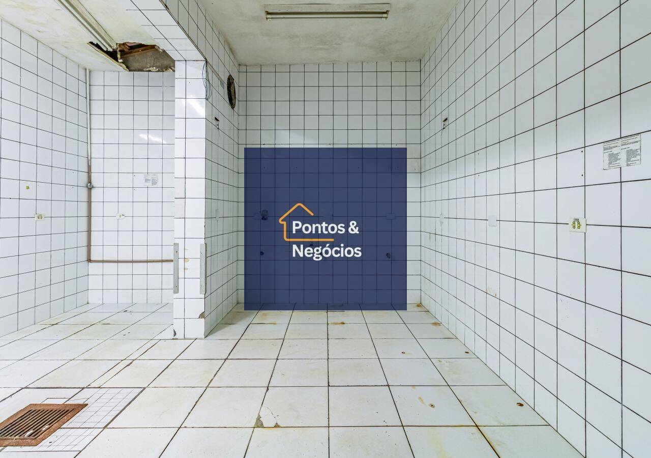 Sobrado, 1 quarto, 358 m² - Foto 13