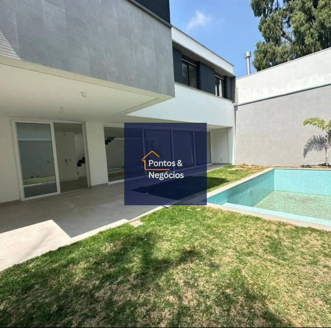 Sobrado, 4 quartos, 450 m² - Foto 1