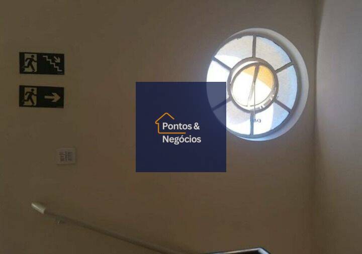 Casa, 8 quartos, 223 m² - Foto 6