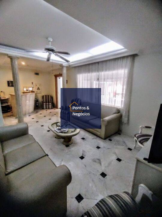 Casa, 8 quartos, 255 m² - Foto 4