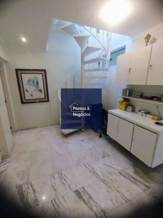 Casa, 8 quartos, 255 m² - Foto 7