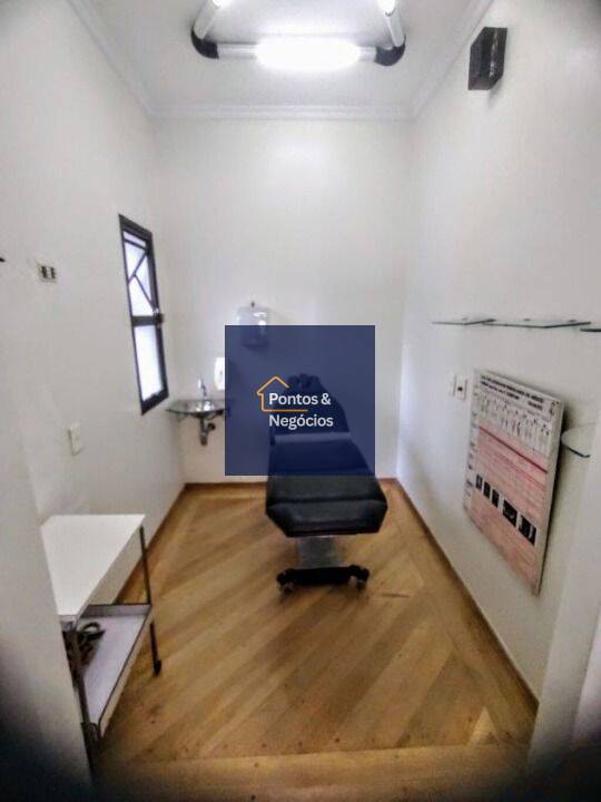 Casa, 8 quartos, 255 m² - Foto 9