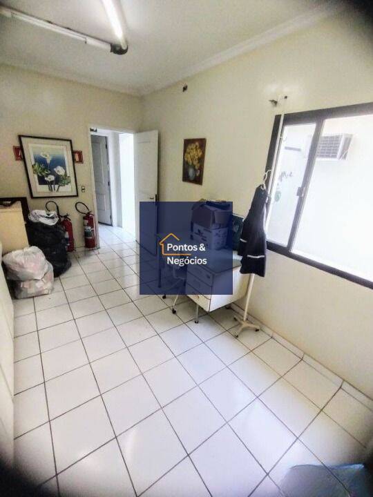 Casa, 8 quartos, 255 m² - Foto 11