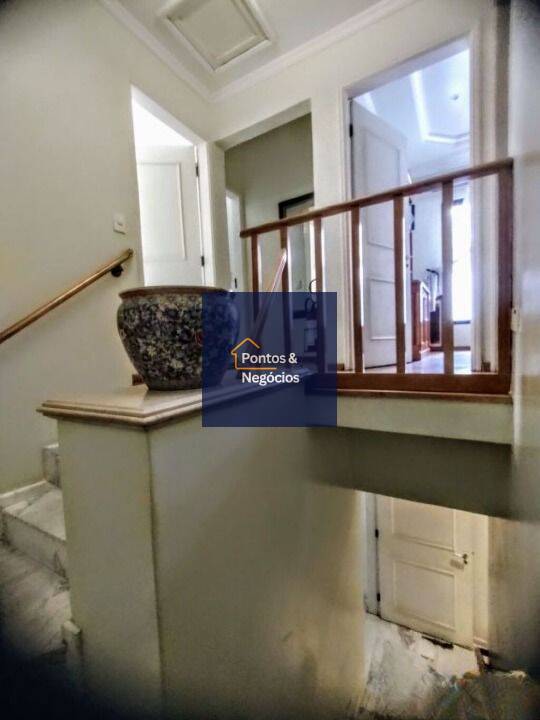 Casa, 8 quartos, 255 m² - Foto 18