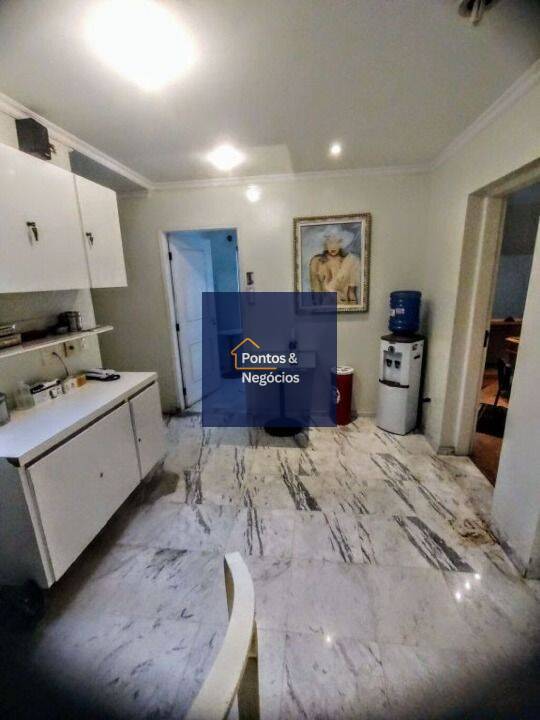 Casa, 8 quartos, 255 m² - Foto 35