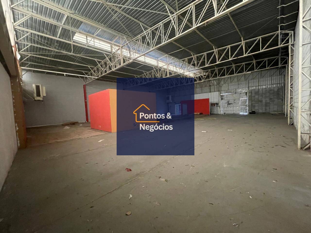 Depósito-Galpão, 1015 m² - Foto 1