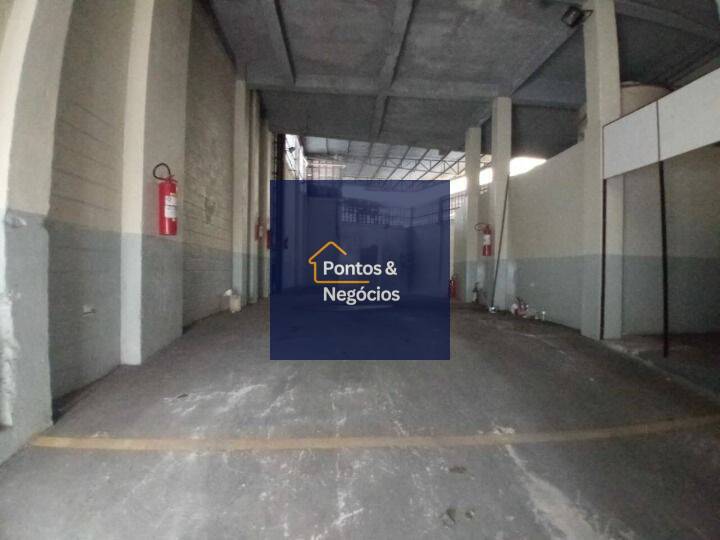 Depósito-Galpão, 640 m² - Foto 1