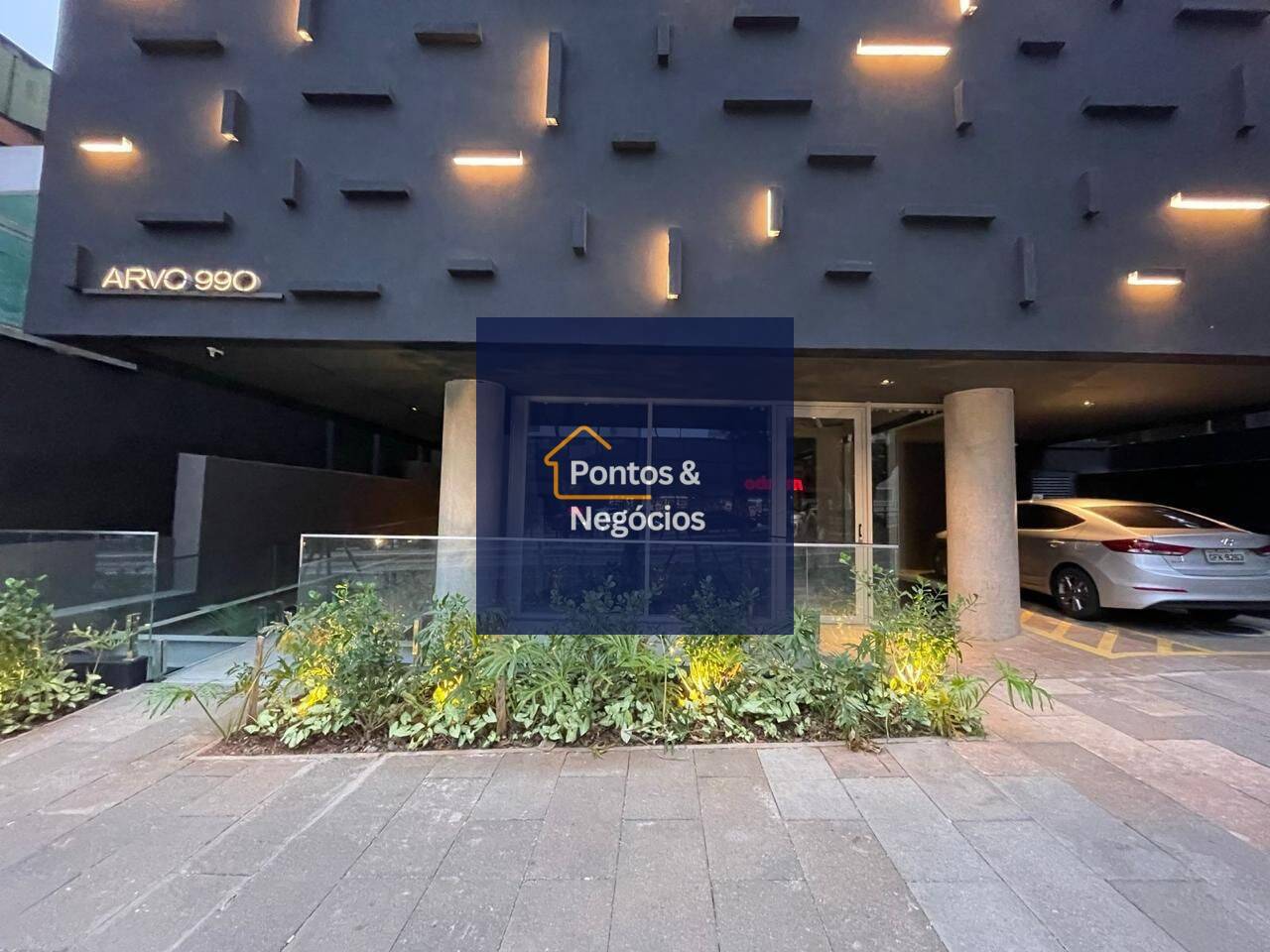 Loja-Salão, 389 m² - Foto 1